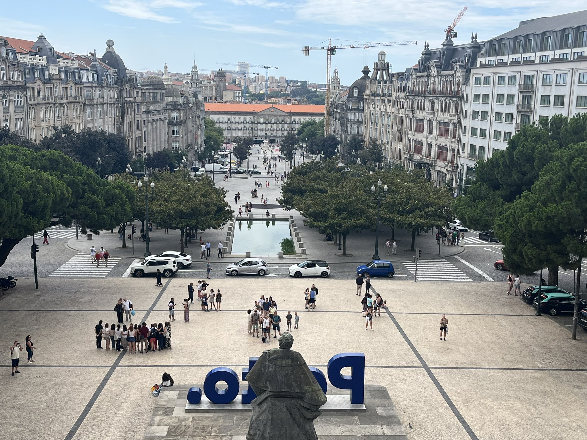 Discussions on business collaboration in Porto